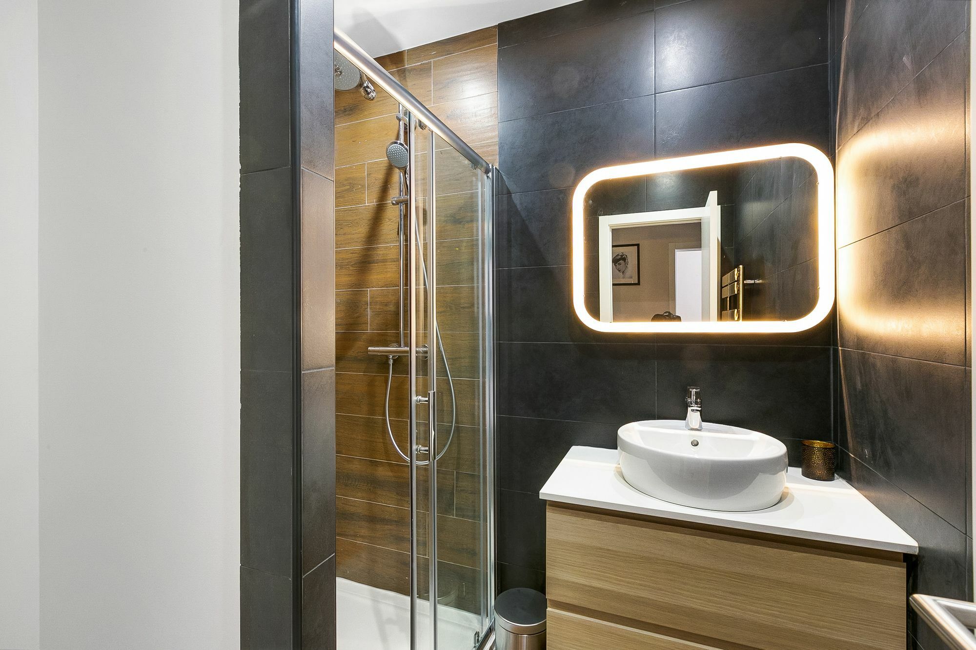 Blue Nights 108 * Paris