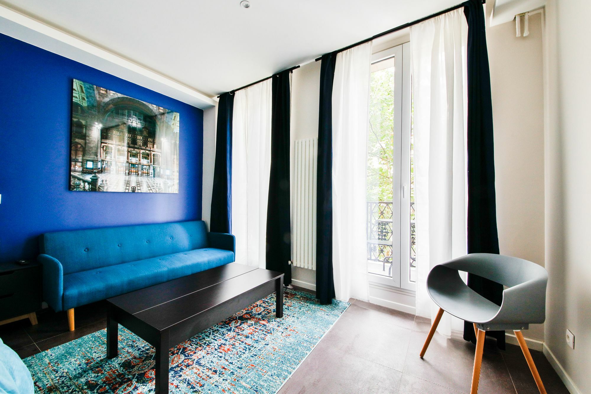 Blue Nights 108 Paris