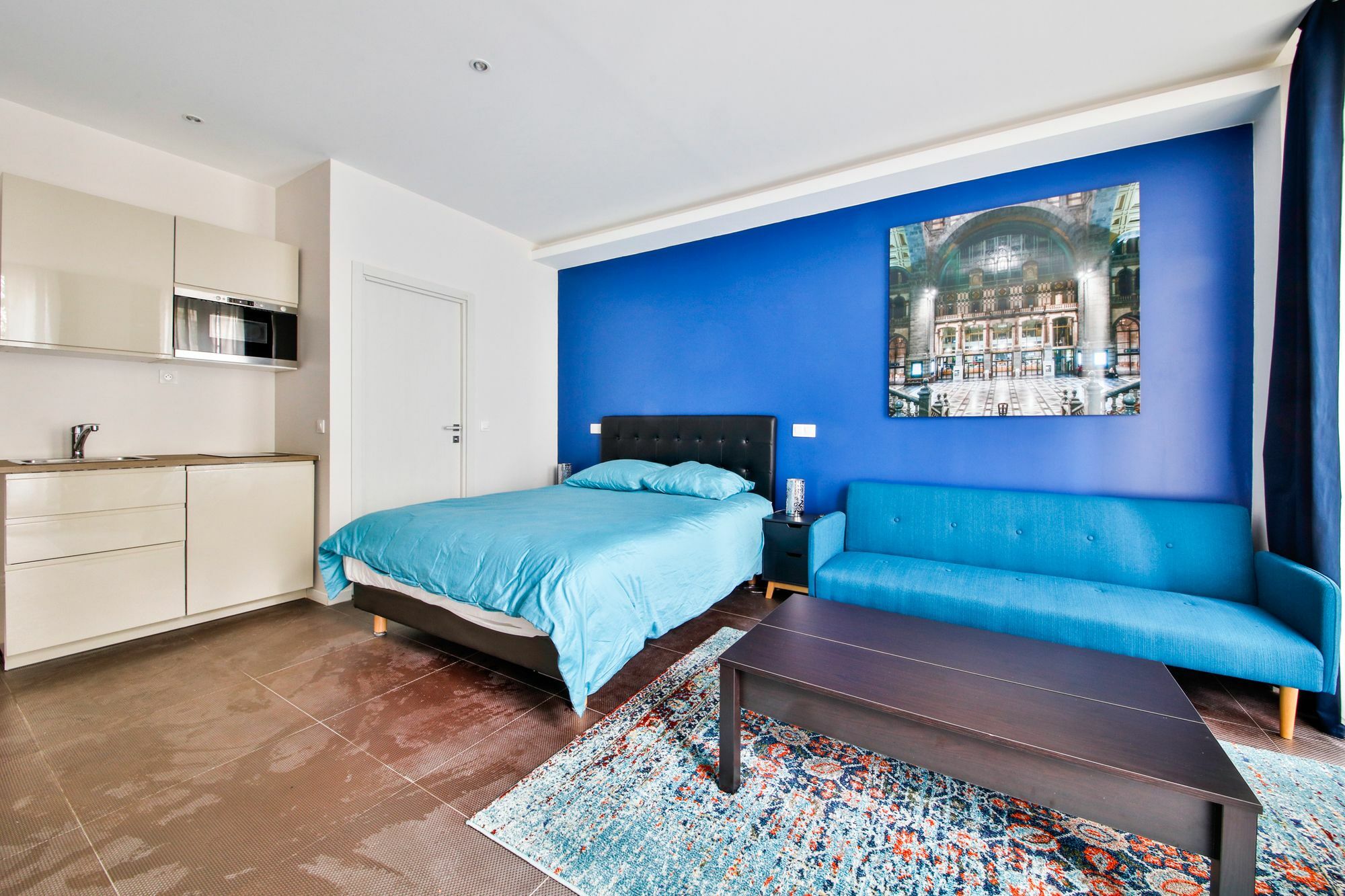 Hotel Blue Nights 108 *