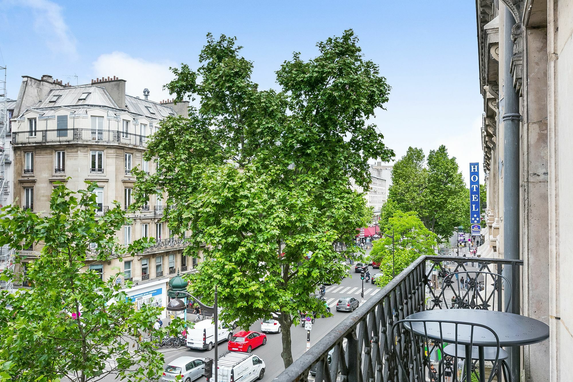 Blue Nights 108 Hotel